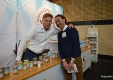 Gert Withaar is blij met het bezoek van Frank Mahieu (Smilde Foods).